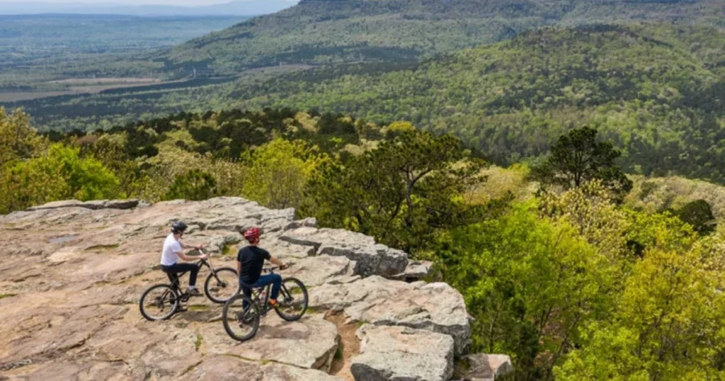 Mount-Nebo-Arkansas-Hiking-Trails