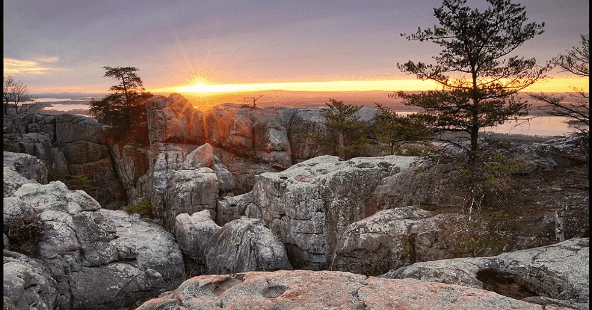 Read more about the article Cherokee Rock Village, Alabama