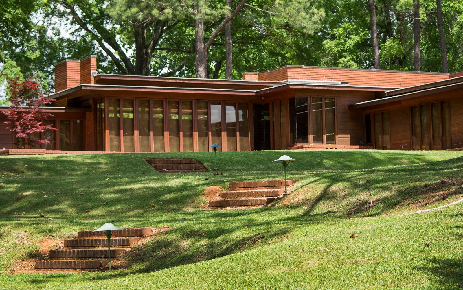 Read more about the article Frank Lloyd Wright Rosenbaum House Museum